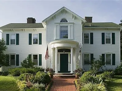 Отель типа "постель и завтрак" Chestnut Street 4*